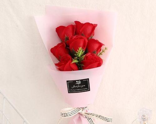 7朵玫瑰代表什么意思？花语背后的爱情寓意是什么？