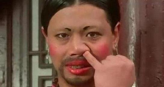 手指如花的寓意与哪种动物相关？