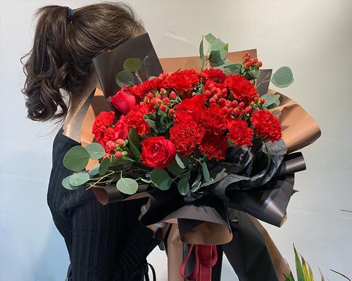 哪种花的花语是绝望？送花时如何避免不吉利的含义？