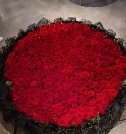自由变换玫瑰花的花语是什么？变换玫瑰花束的含义是什么？