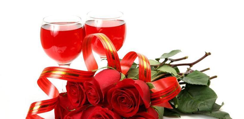 酒杯红色玫瑰花代表什么？红色玫瑰与酒杯结合的花语含义是什么？