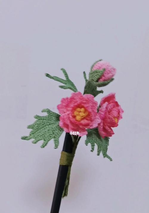 牡丹玫瑰花束如何插制？怎样才能更美观？