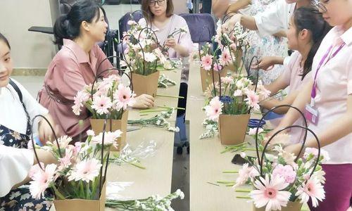 狐尾草组合花语是什么？它传递了怎样的信息？